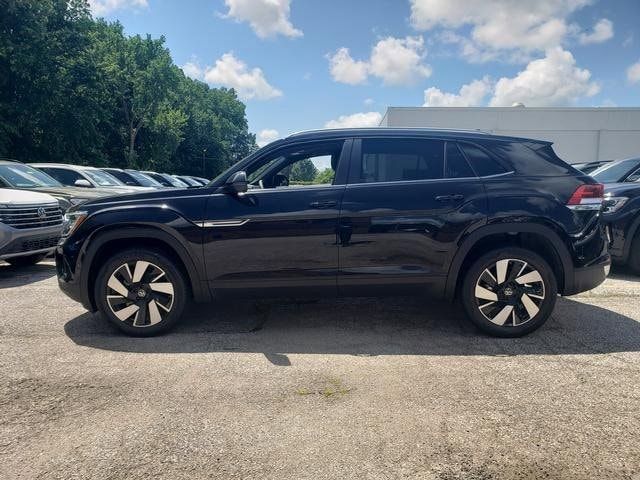 2024 Volkswagen Atlas Cross Sport 2.0T SE Technology