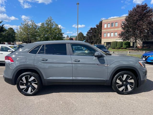 2024 Volkswagen Atlas Cross Sport 2.0T SE Technology