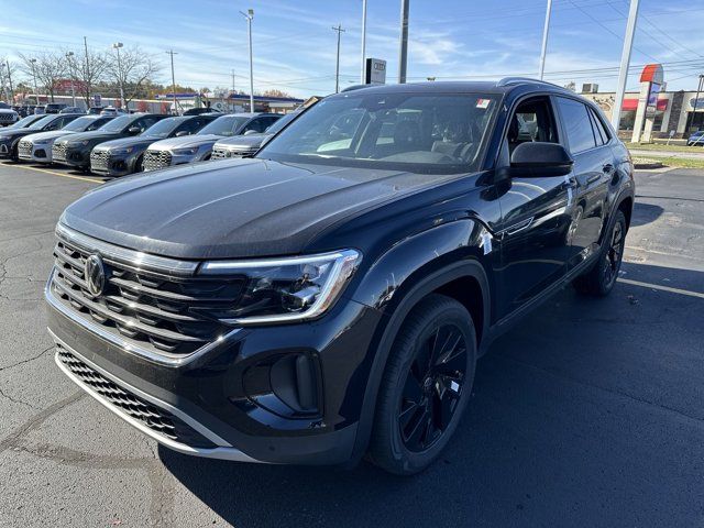 2024 Volkswagen Atlas Cross Sport 2.0T SE Technology