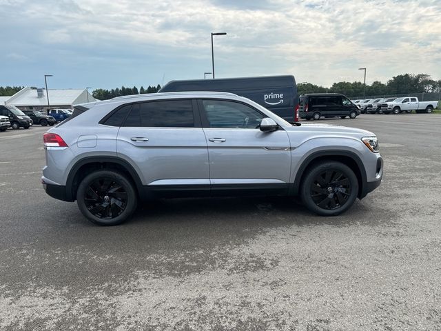 2024 Volkswagen Atlas Cross Sport 2.0T SE Technology