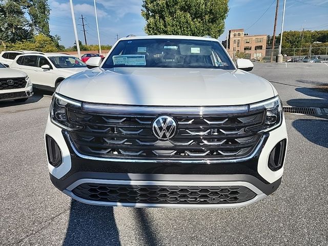 2024 Volkswagen Atlas Cross Sport 2.0T SE Technology