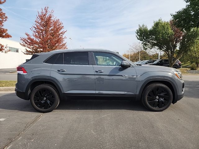 2024 Volkswagen Atlas Cross Sport 2.0T SE Technology