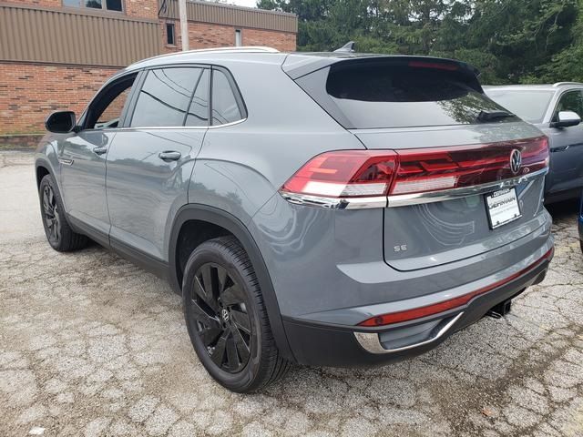 2024 Volkswagen Atlas Cross Sport 2.0T SE Technology