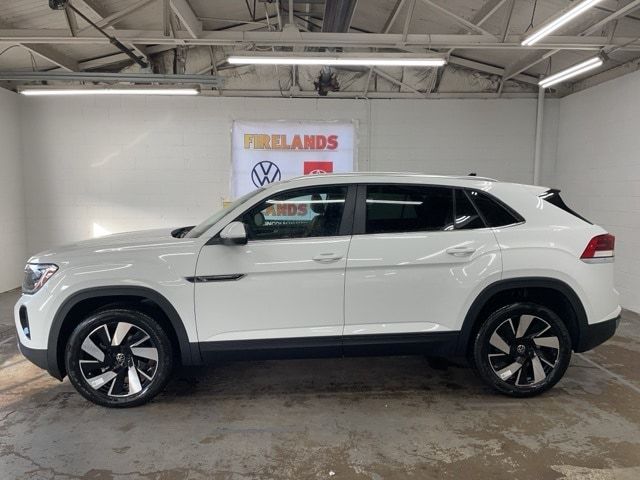 2024 Volkswagen Atlas Cross Sport 2.0T SE Technology