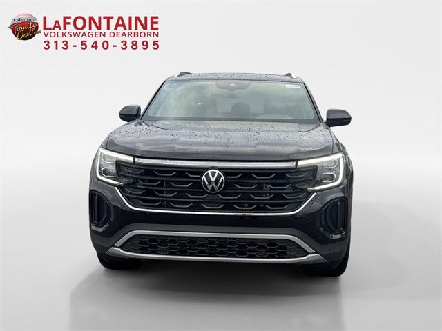 2024 Volkswagen Atlas Cross Sport 2.0T SE Technology