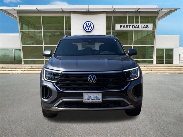 2024 Volkswagen Atlas Cross Sport 2.0T SE Technology