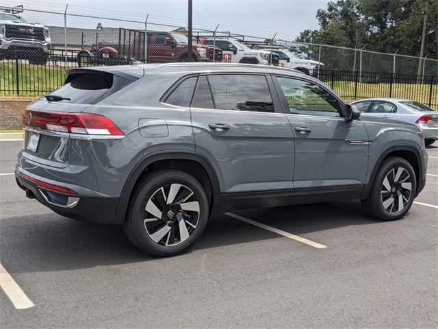 2024 Volkswagen Atlas Cross Sport 2.0T SE Technology