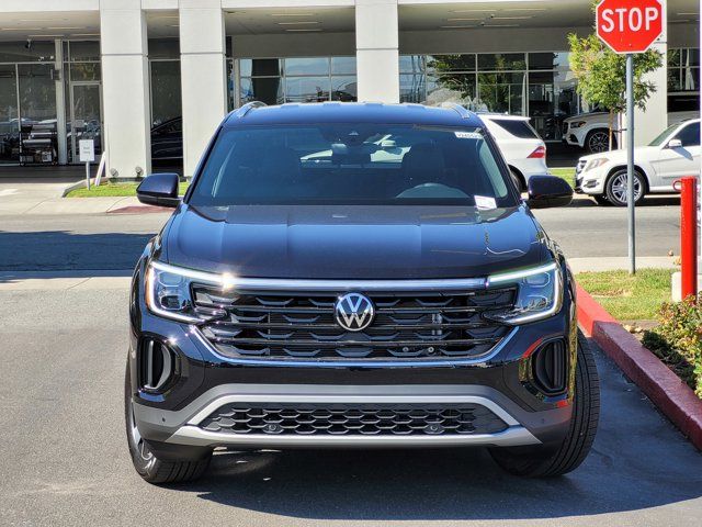 2024 Volkswagen Atlas Cross Sport 2.0T SE Technology