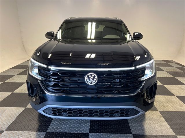 2024 Volkswagen Atlas Cross Sport 2.0T SE Technology