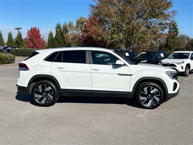 2024 Volkswagen Atlas Cross Sport 2.0T SE Technology