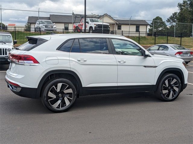 2024 Volkswagen Atlas Cross Sport 2.0T SE Technology