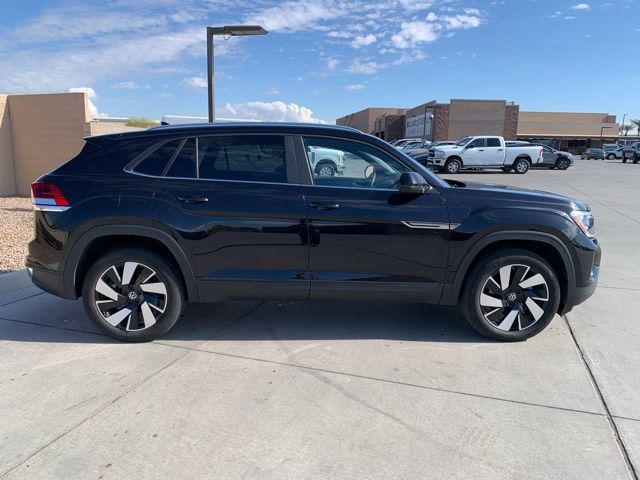 2024 Volkswagen Atlas Cross Sport 2.0T SE Technology