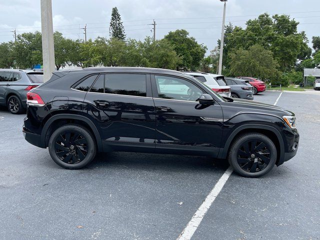 2024 Volkswagen Atlas Cross Sport 2.0T SE Technology