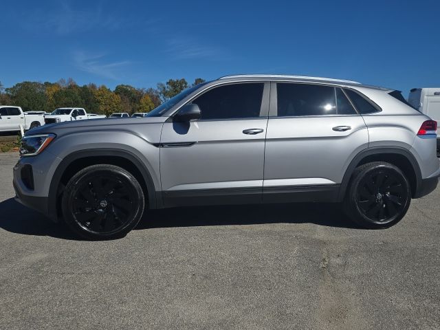 2024 Volkswagen Atlas Cross Sport 2.0T SE Technology