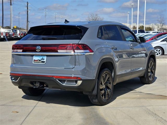 2024 Volkswagen Atlas Cross Sport 2.0T SE Technology