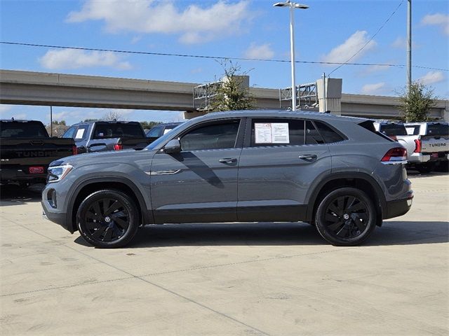 2024 Volkswagen Atlas Cross Sport 2.0T SE Technology