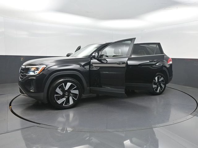 2024 Volkswagen Atlas Cross Sport 2.0T SE Technology