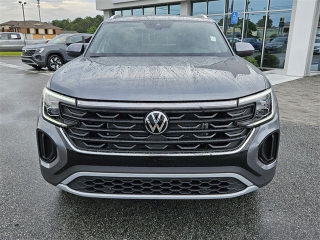 2024 Volkswagen Atlas Cross Sport 2.0T SE Technology