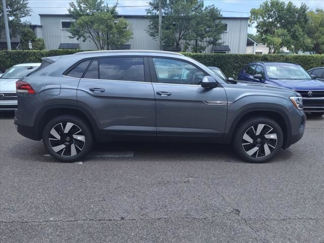 2024 Volkswagen Atlas Cross Sport 2.0T SE Technology