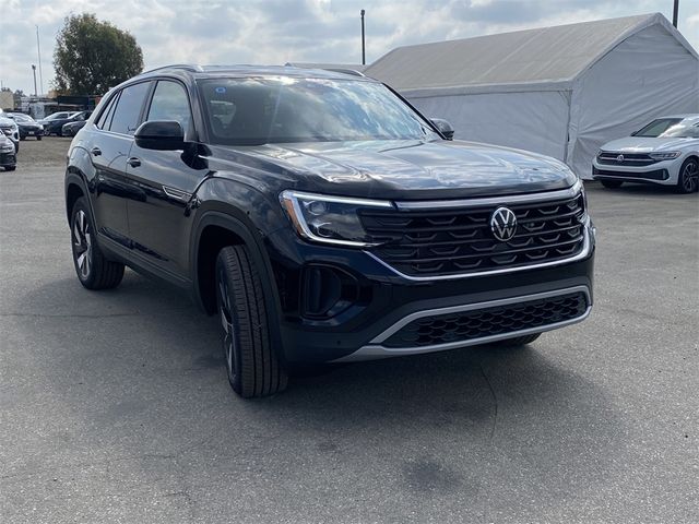 2024 Volkswagen Atlas Cross Sport 2.0T SE Technology