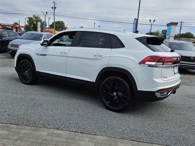 2024 Volkswagen Atlas Cross Sport 2.0T SE Technology