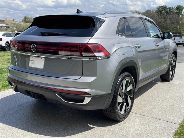 2024 Volkswagen Atlas Cross Sport 2.0T SE Technology