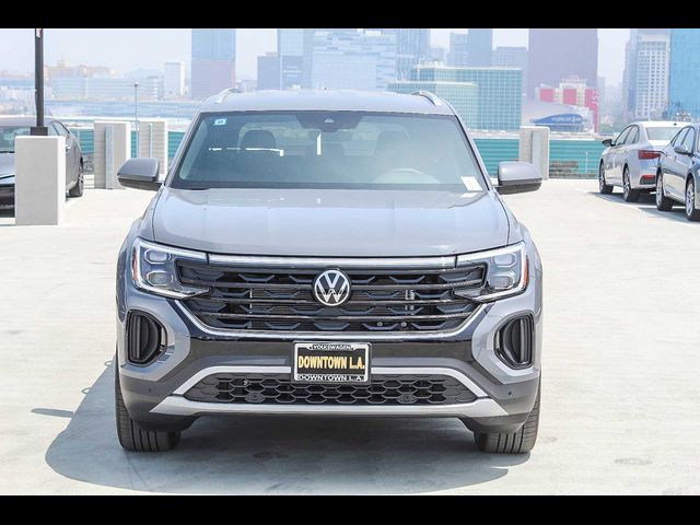 2024 Volkswagen Atlas Cross Sport 2.0T SE Technology