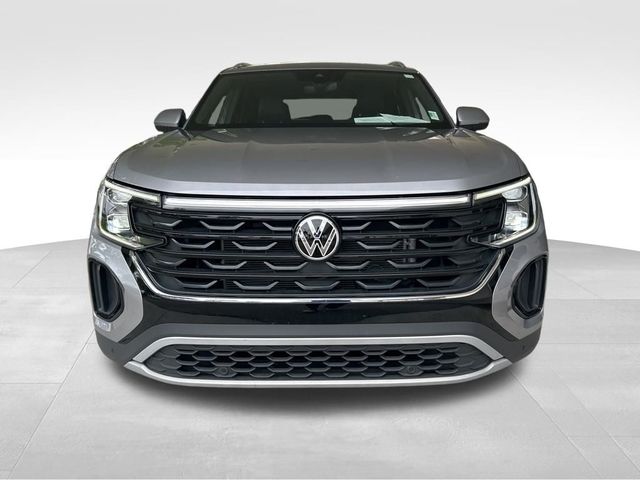 2024 Volkswagen Atlas Cross Sport 2.0T SE Technology