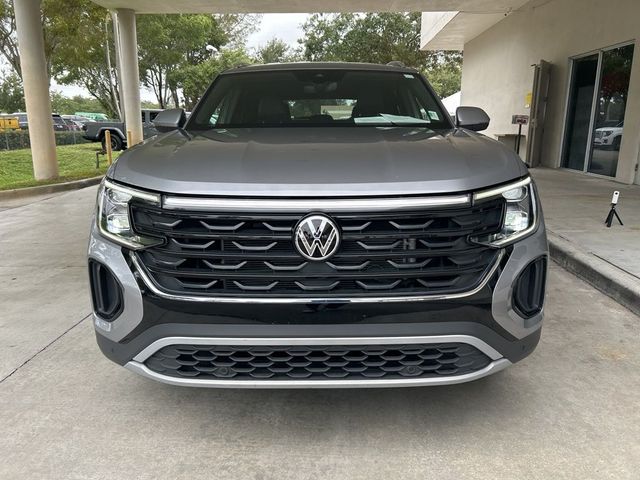 2024 Volkswagen Atlas Cross Sport 2.0T SE Technology