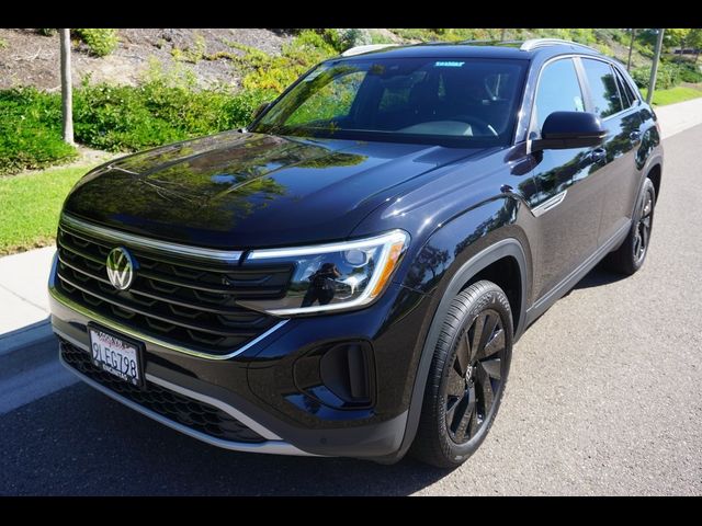 2024 Volkswagen Atlas Cross Sport 2.0T SE Technology