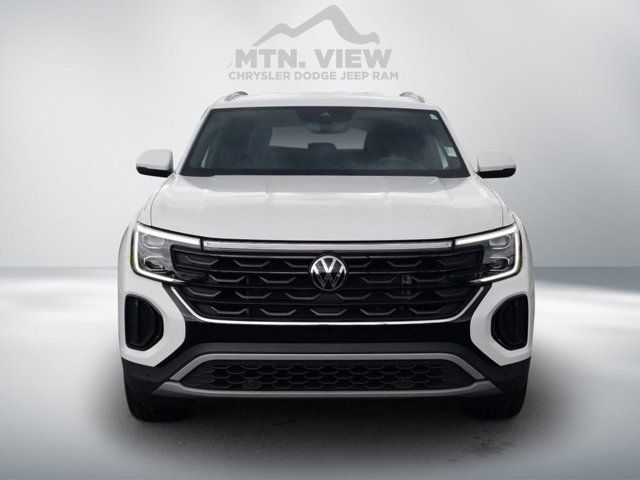 2024 Volkswagen Atlas Cross Sport 2.0T SE Technology