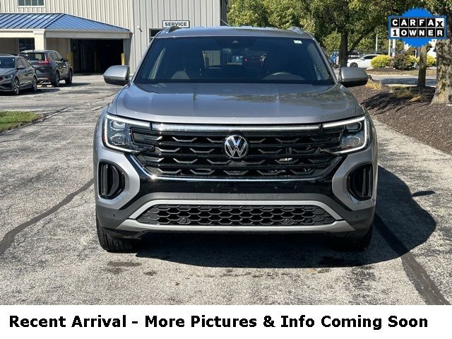 2024 Volkswagen Atlas Cross Sport 2.0T SE Technology