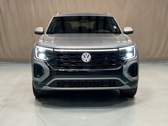 2024 Volkswagen Atlas Cross Sport 2.0T SE Technology