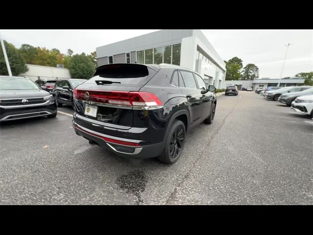 2024 Volkswagen Atlas Cross Sport 2.0T SE Technology