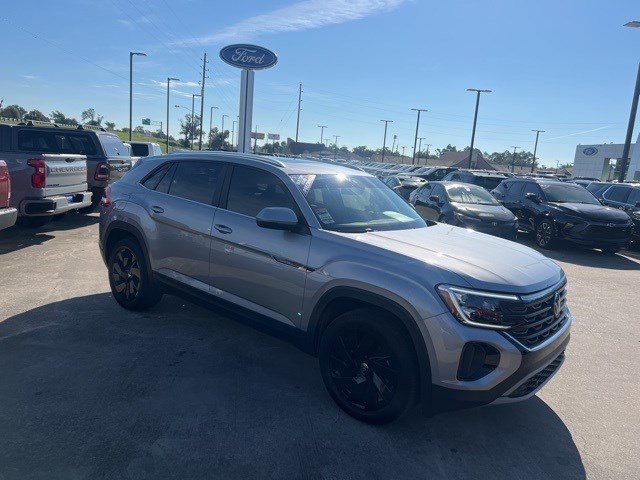 2024 Volkswagen Atlas Cross Sport 2.0T SE Technology