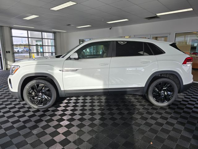 2024 Volkswagen Atlas Cross Sport 2.0T SE Technology