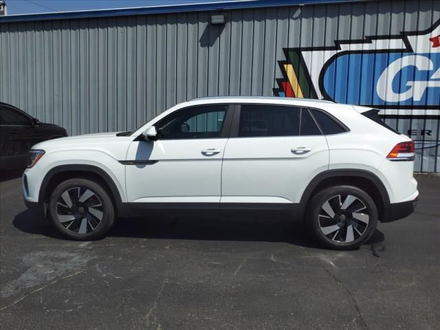 2024 Volkswagen Atlas Cross Sport 2.0T SE Technology