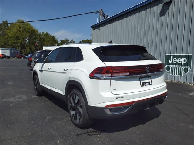 2024 Volkswagen Atlas Cross Sport 2.0T SE Technology