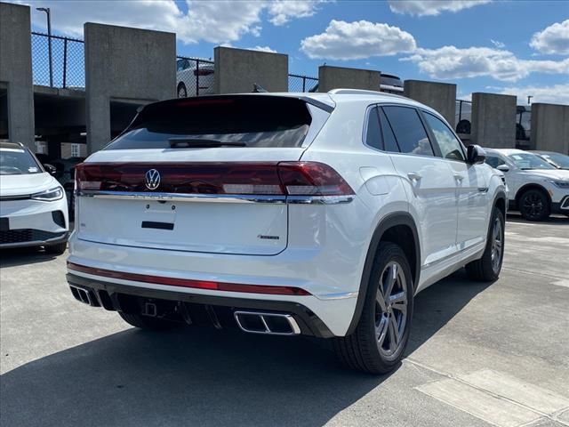 2024 Volkswagen Atlas Cross Sport 2.0T SEL R-Line