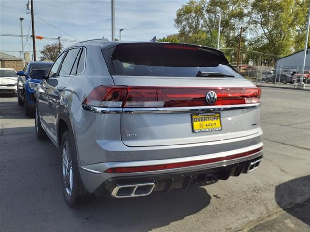 2024 Volkswagen Atlas Cross Sport 2.0T SEL R-Line