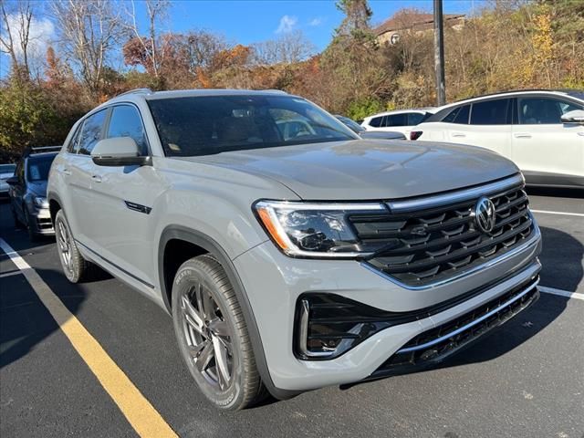 2024 Volkswagen Atlas Cross Sport 2.0T SEL R-Line