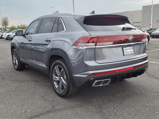 2024 Volkswagen Atlas Cross Sport 2.0T SEL R-Line