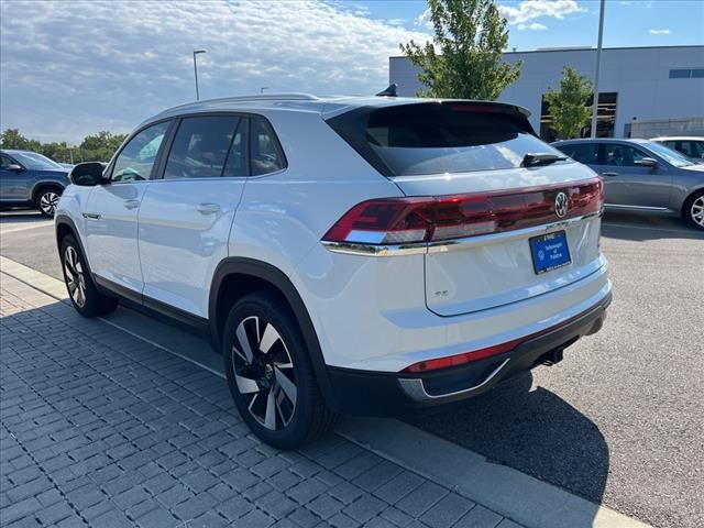 2024 Volkswagen Atlas Cross Sport 2.0T SE Technology