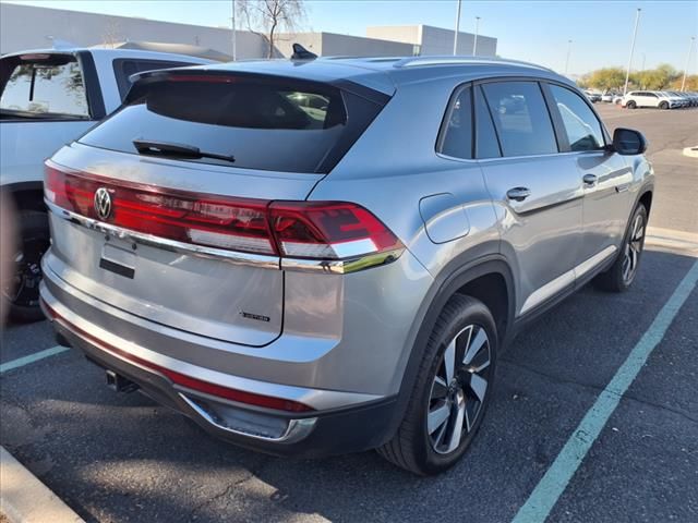 2024 Volkswagen Atlas Cross Sport 2.0T SE Technology