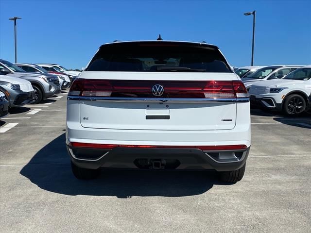 2024 Volkswagen Atlas Cross Sport 2.0T SE Technology