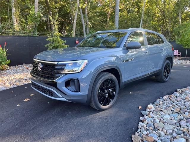 2024 Volkswagen Atlas Cross Sport 2.0T SE Technology