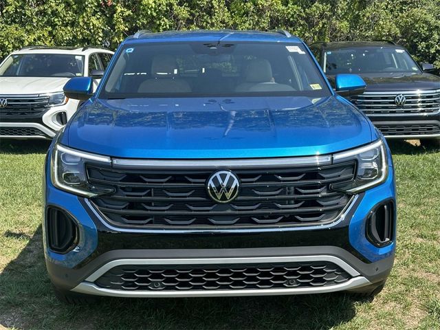 2024 Volkswagen Atlas Cross Sport 2.0T SE Technology