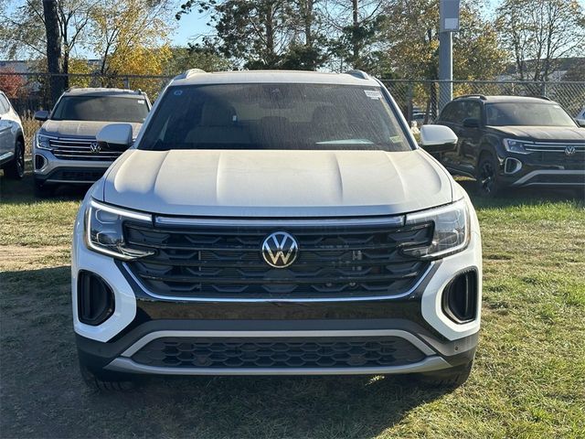 2024 Volkswagen Atlas Cross Sport 2.0T SE Technology