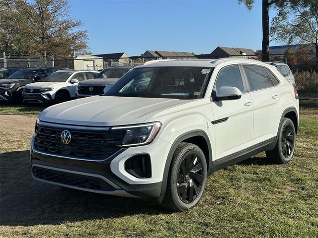 2024 Volkswagen Atlas Cross Sport 2.0T SE Technology