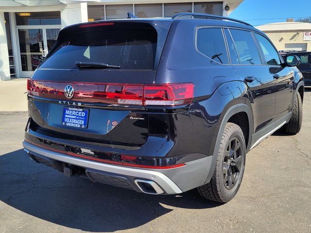 2024 Volkswagen Atlas 2.0T Peak Edition SE w/Technology